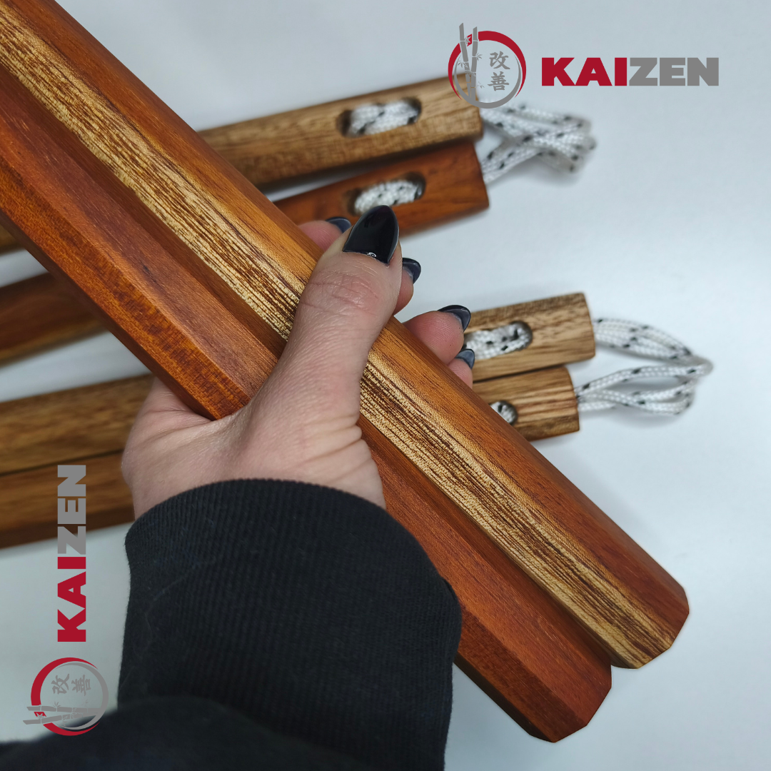 Nunchaku Octogonal de CEDRO livianos